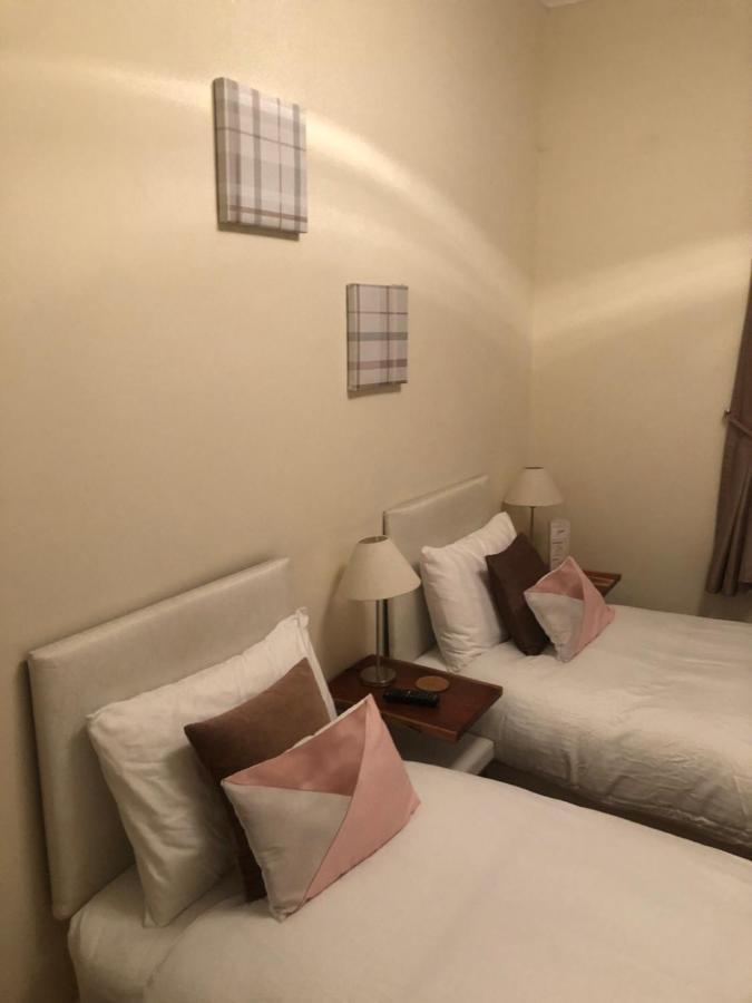 Brydges Self-Catering Spaces And En-Suite Rooms Гастингс Экстерьер фото